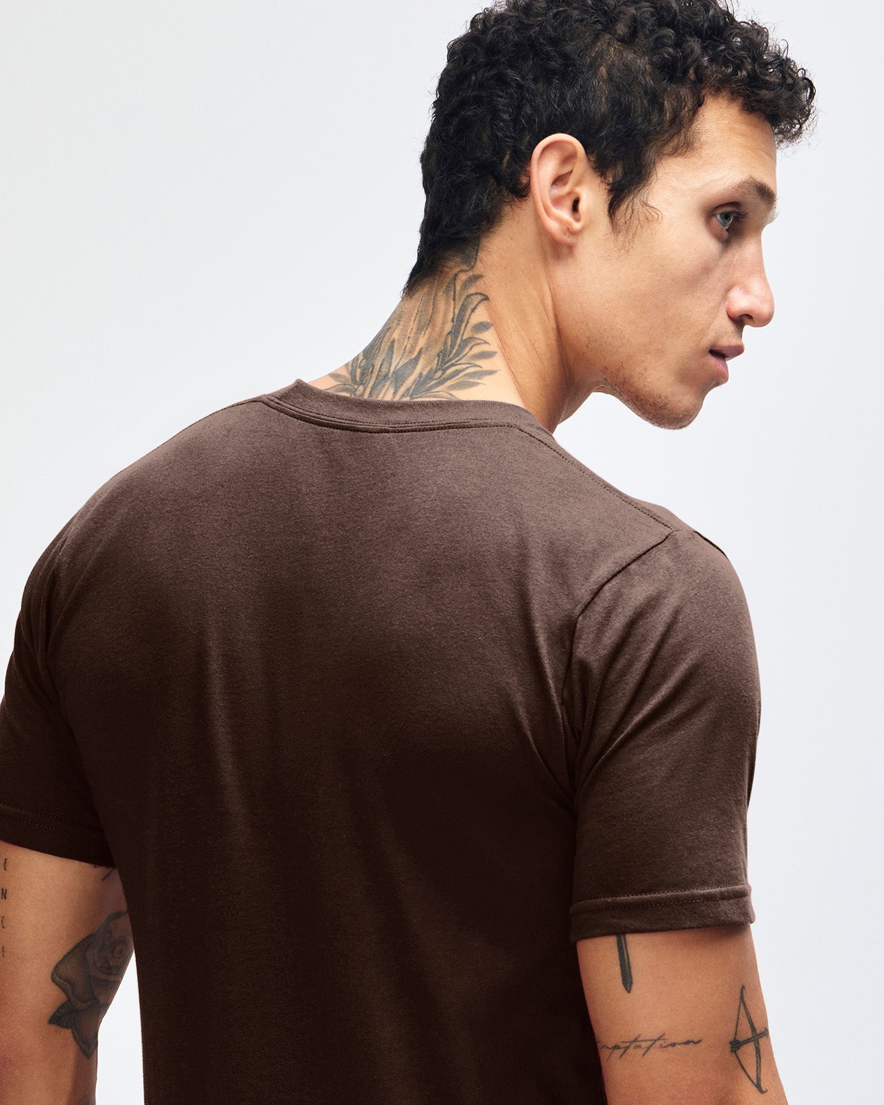 Fine Jersey Male mode wearing brown colour American Apparel Unisex Short Sleeve Crew Neck Tee (back pose) -brown