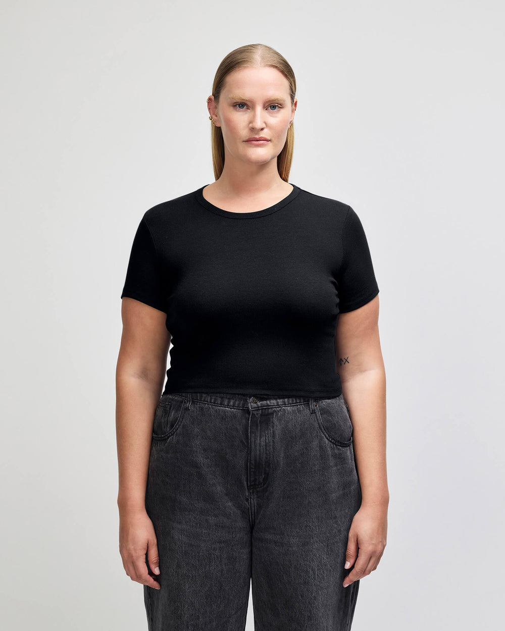 image of Ribbed Crop T-shirt : -black